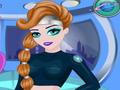 Cyber Girl Makeover играть онлайн